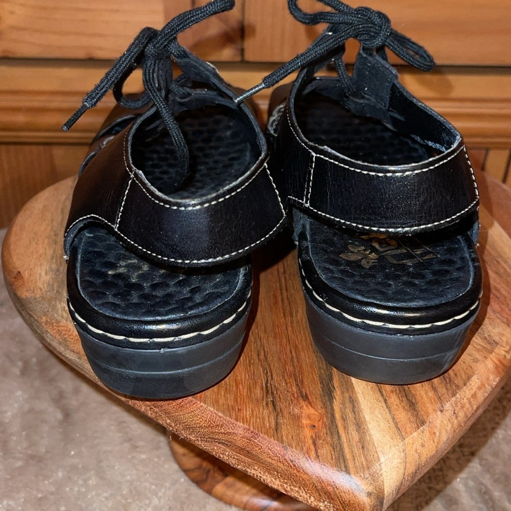 Reiker Leather Anti-Stress Walking Sandals. In great condition. Size 38. - Picture 4 of 6
